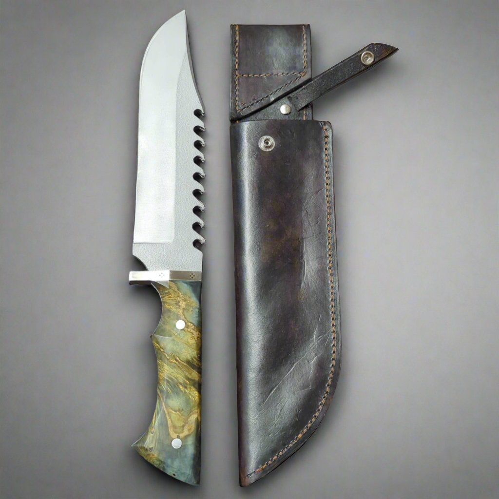 Green rambowie knife with its sheath